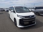 Toyota Noah Hybrid S-Z/4.5 2023