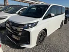 Toyota Noah HYBRID S-Z FULLY LD 2025