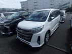 Toyota Noah hybrid si wxb 3 2021