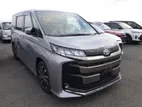 Toyota Noah Hybrid SZ Silver 2022
