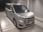 Toyota Noah Hybrid X 2019