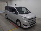 Toyota Noah Hybrid X 2019