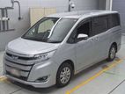 Toyota Noah Hybrid X 2019