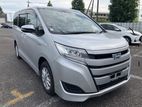 Toyota Noah Hybrid X 2019