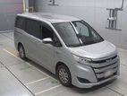 Toyota Noah Hybrid X 2019