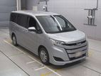 Toyota Noah Hybrid X 2019