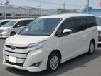 Toyota Noah HYBRID X 2019