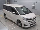 Toyota Noah HYBRID X 2019