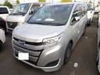 Toyota Noah Hybrid X 2020