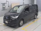 Toyota Noah Hybrid X 2020
