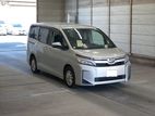 Toyota Noah Hybrid X 2020