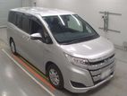 Toyota Noah Hybrid X 2020