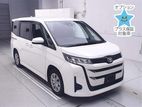Toyota Noah Hybrid X 2020