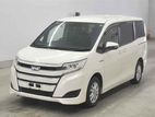 Toyota Noah Hybrid X 2020