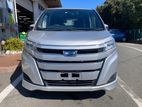 Toyota Noah Hybrid X Package 2021
