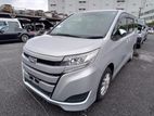 Toyota Noah Hybrid X Silver 2020