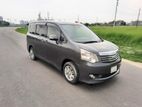 Toyota Noah Key start 2011