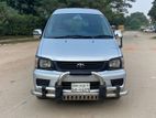 Toyota Noah KR 42 2007