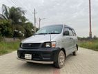 Toyota Noah KR-42 Low Floor 2004