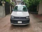 Toyota Noah KR41 2004
