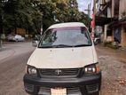 Toyota Noah KR42 2001