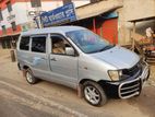 Toyota Noah KR42 2003