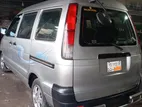 Toyota Noah kr42 2004