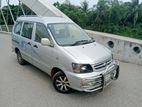 Toyota Noah KR42 2005