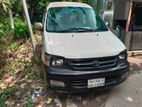 Toyota Noah KR42. 2006
