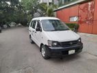 Toyota Noah kr42 low floor 2006