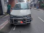 Toyota Noah KR42 MODEL 2004