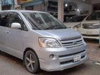 Toyota Noah Limited Edition 2004