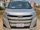 Toyota Noah লোন সহ নিতে পারবেন 2021