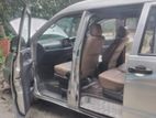 Toyota Noah Microbus 2006