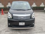 Toyota Noah Microbus (2010) 2010