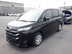 Toyota Noah New Hyb 4.5 2Dp 2022
