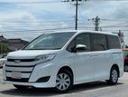 Toyota Noah Non Hybrid 2019