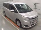 Toyota Noah Non Hybrid 2019