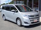 Toyota Noah Non Hybrid 2019