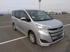 Toyota Noah Non hybrid 2020