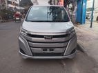 Toyota Noah Non hybrid 2020