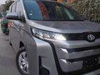 Toyota Noah Non hybrid New shape 2022