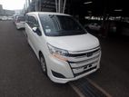 Toyota Noah Non Hybrid Push 2020