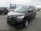 Toyota Noah Non Hybrid Push 2021