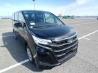 Toyota Noah Non Hybrid Push 4 AP 2021