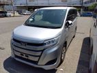 Toyota Noah non-hybrid x pkg 2021