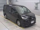 Toyota Noah Push Hybrid 2020