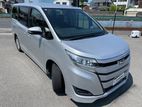 Toyota Noah push nonhybrid 2 D.p 2019