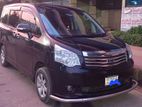 Toyota Noah push start 2012