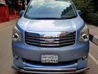 Toyota Noah PUSH START 2012